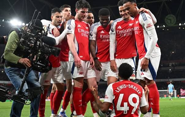 The Myles Lewis-Skelly moment that summed up Arsenal and Man City’s new reality