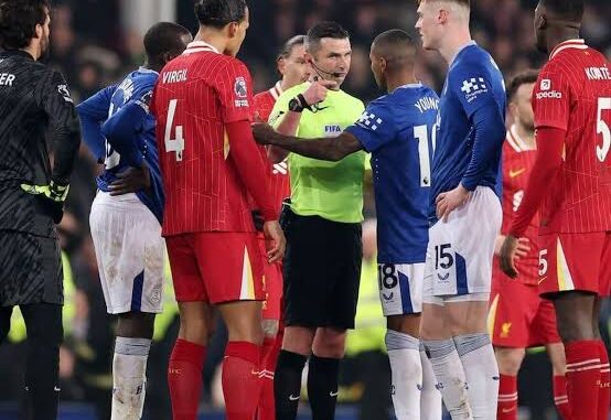 Premier League Releases Statements After Everton vs Liverpool Chaos