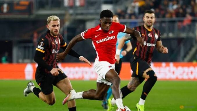 AZ Alkmaar Thrash 10-Man Galatasaray to Take Control of Europa League Tie